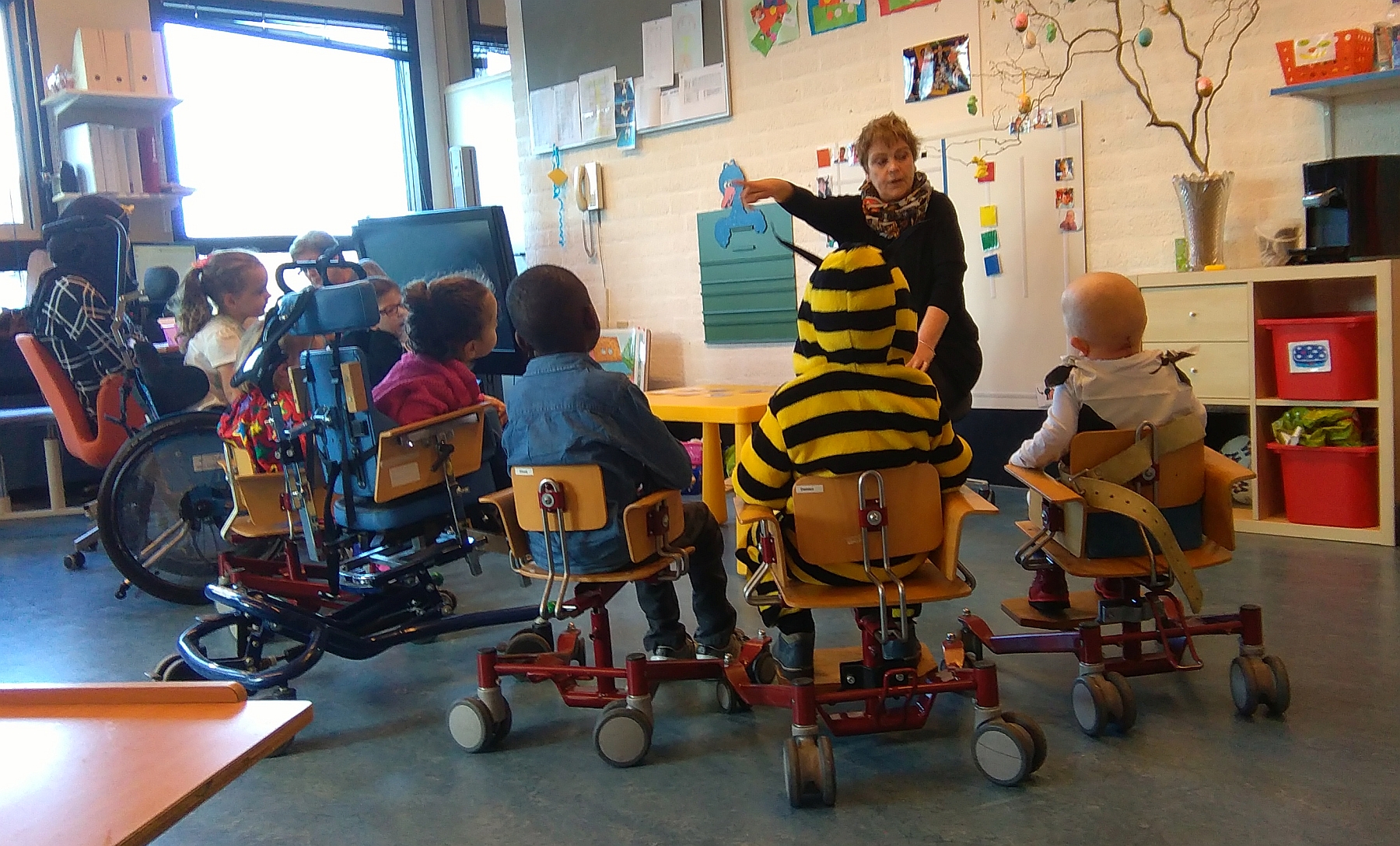 Vera in haar klas in Rotterdam